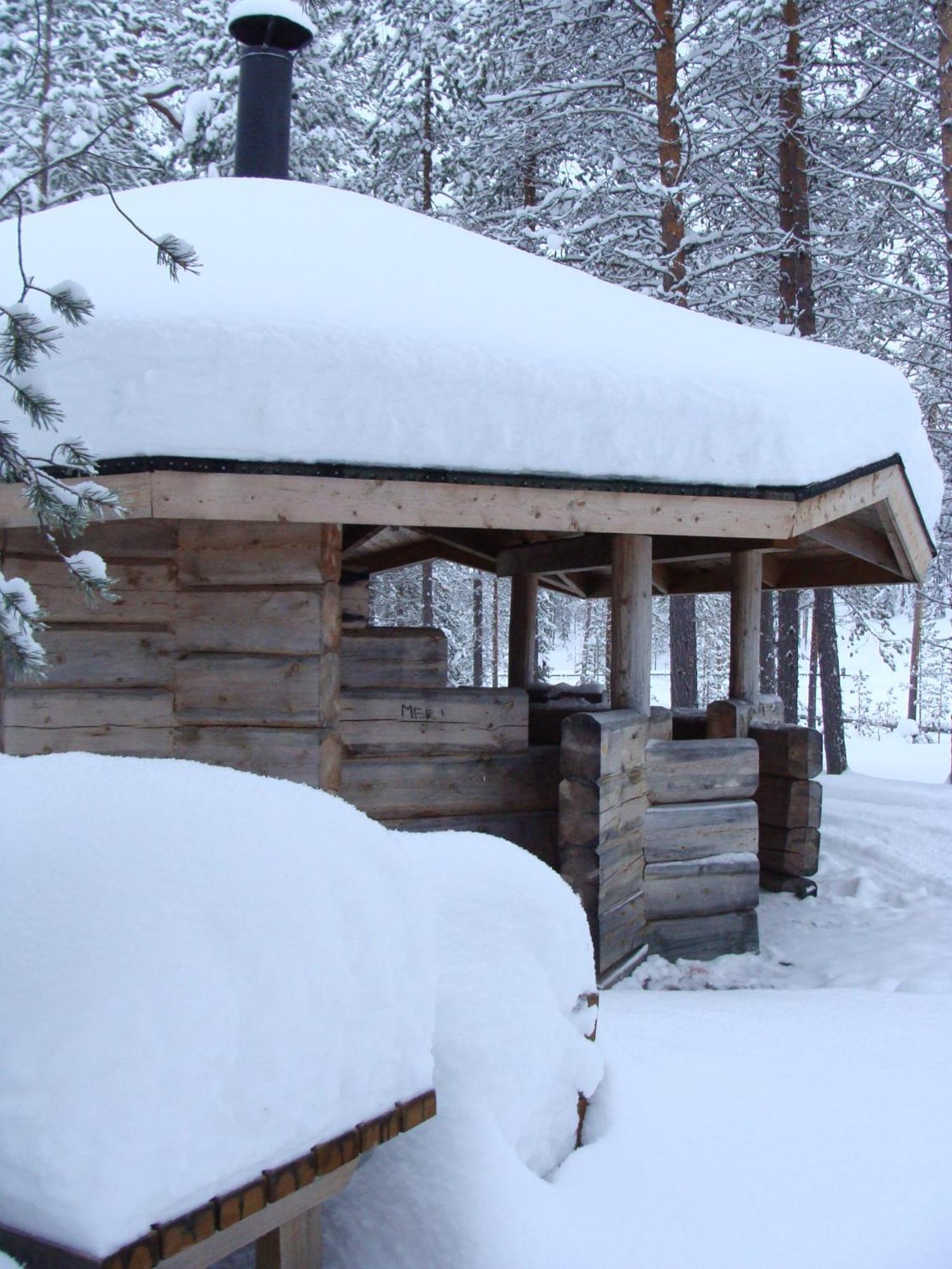 Sallainen Panvillage Esterno foto
